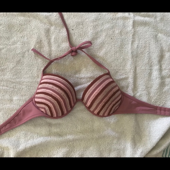 Swim suit - Picture 1 of 2